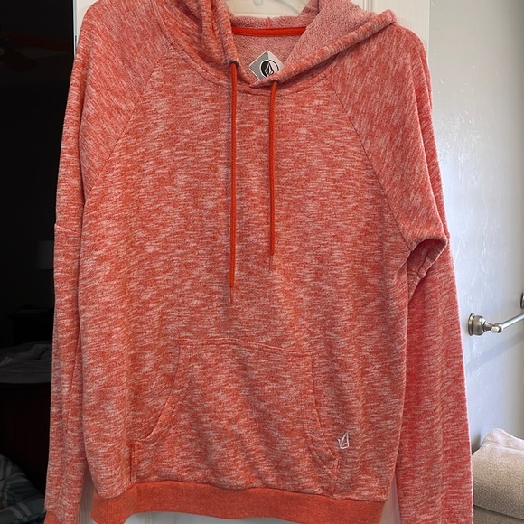 Volcom women’s M/L seeatshirt - Picture 1 of 2